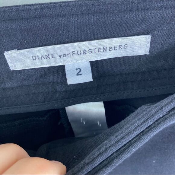 Diane Von Furstenburg black knit slim pant size 2 - Picture 4 of 6